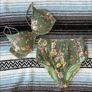 TRIANGL Saria Wild Pansy Floral High Waisted Bikini